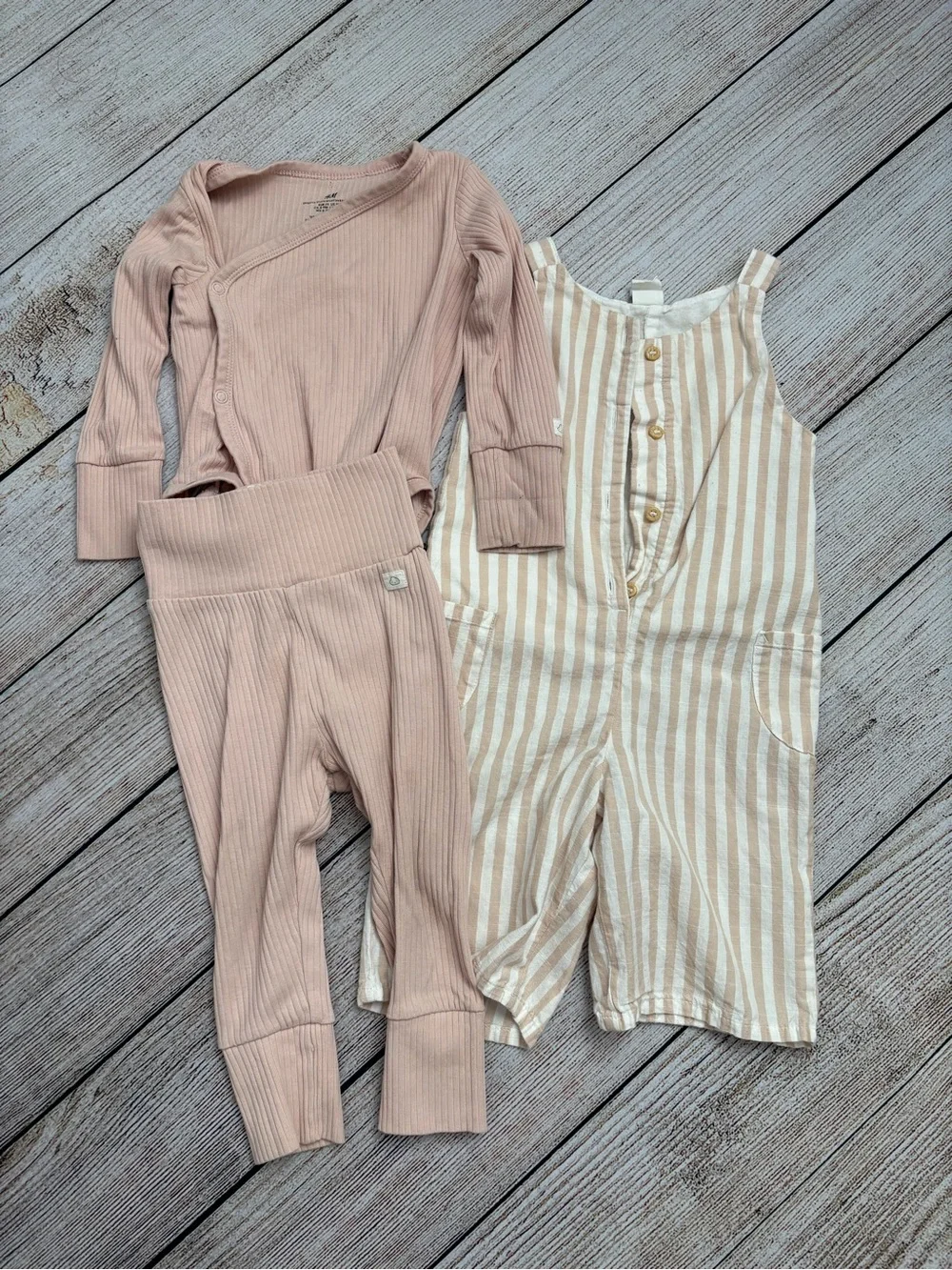 H&M Baby Girl Pant Set & Romper sz 9m
